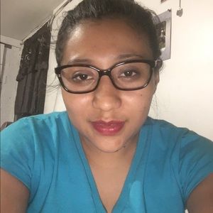 Meet your Posher, Vilma